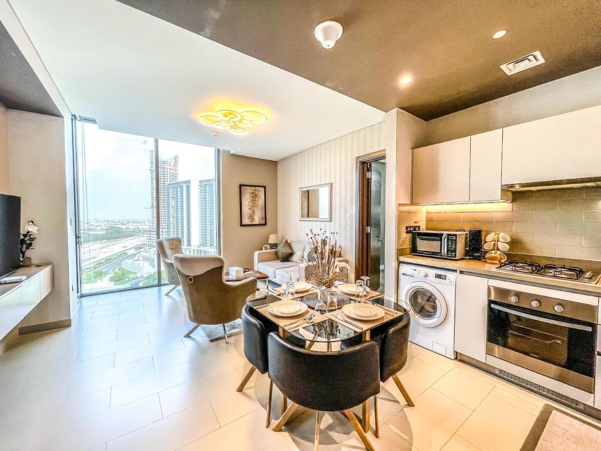 Stay By Latinem Luxury 2Br Holiday Home Cv B1309 Near Burj Khalifa Dubái Exterior foto